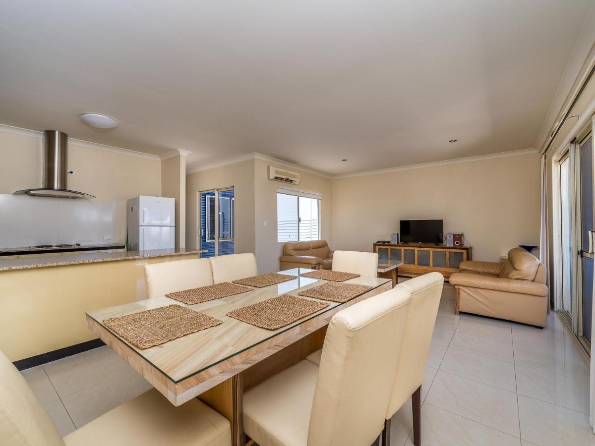 הוילה ג'וריאן Seafront Unit 49 מראה חיצוני תמונה